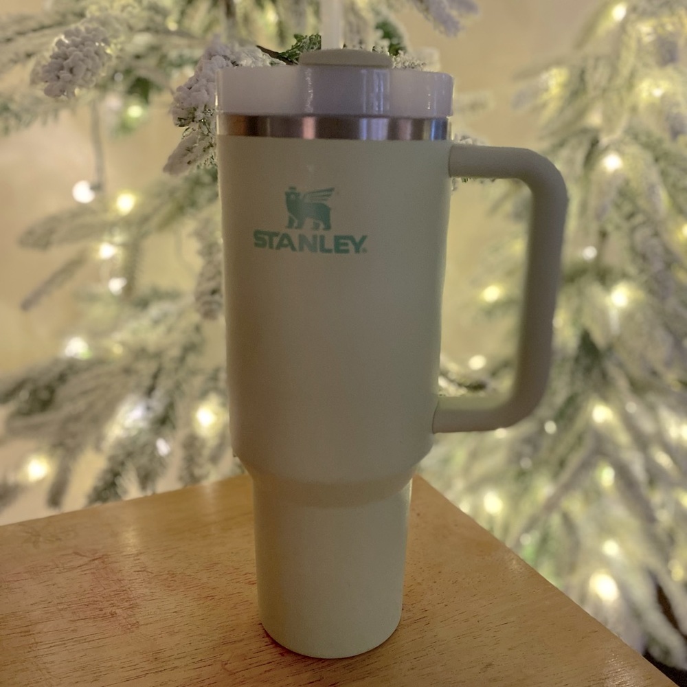 Stanley 40oz tumblr Citron